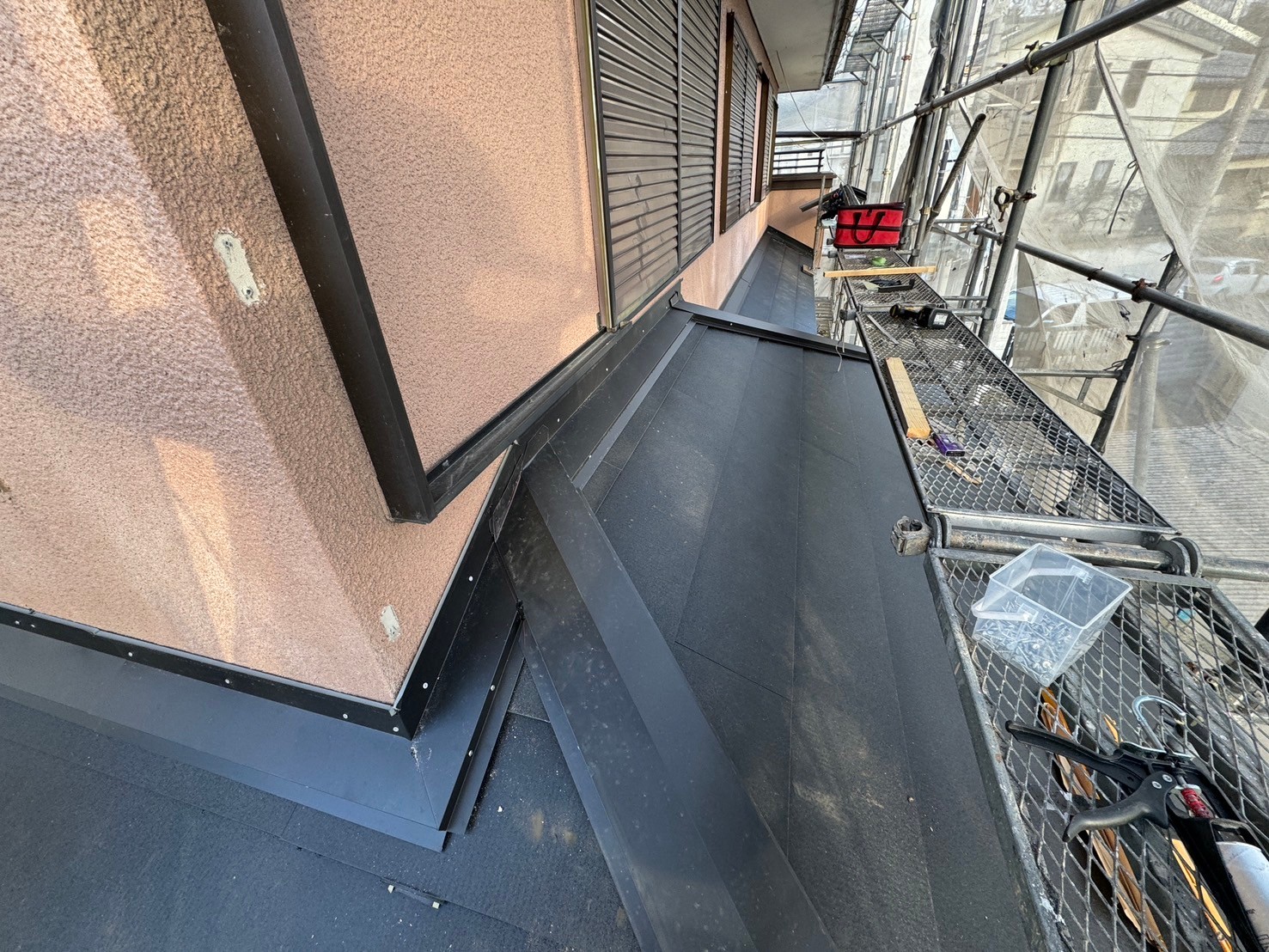 屋根葺き替え工事 