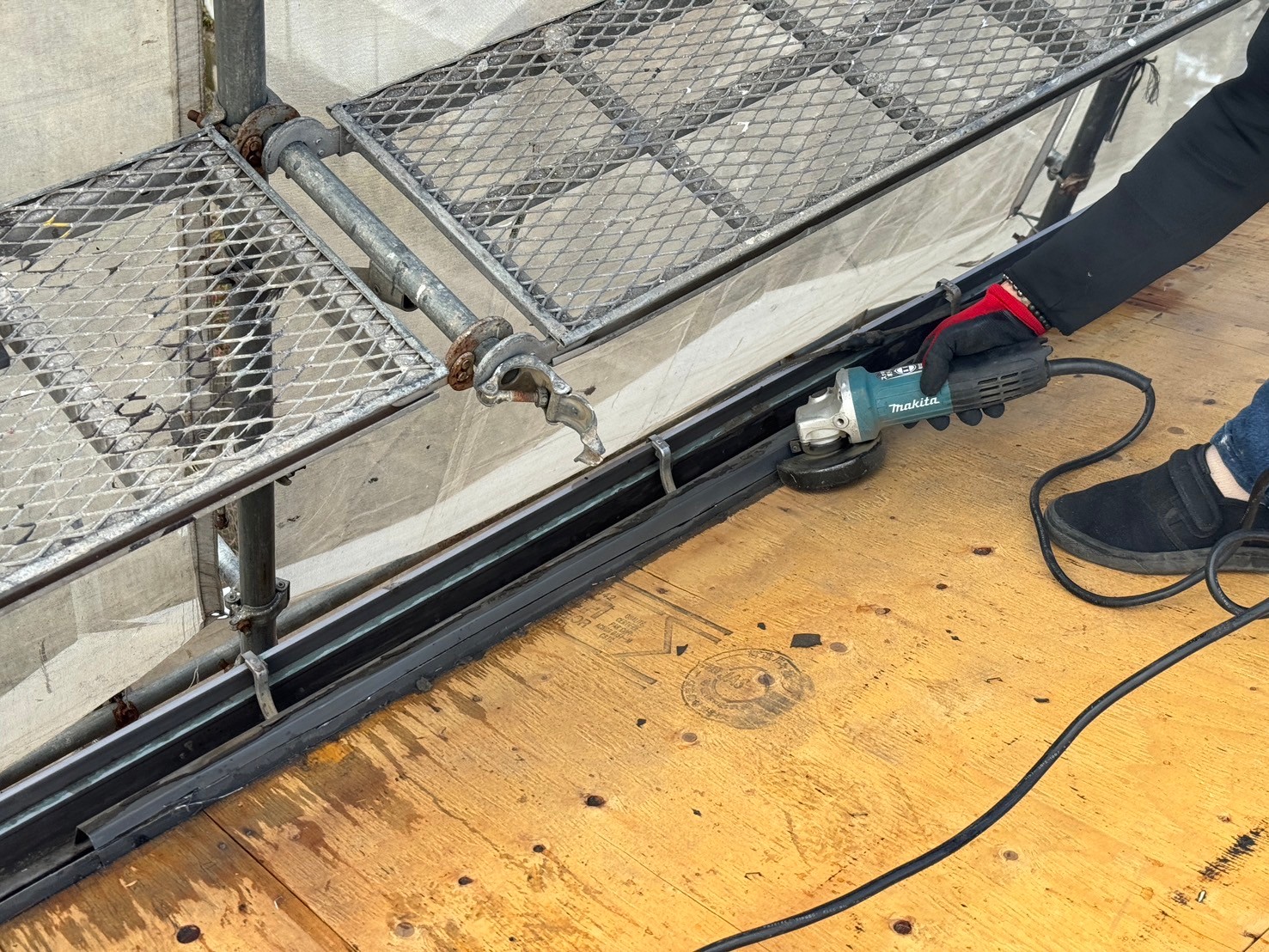 屋根葺き替え工事 