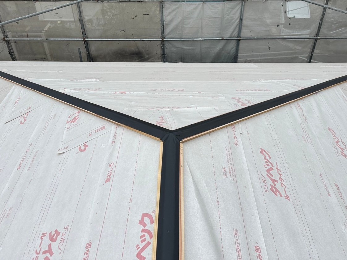 屋根葺き替え工事 