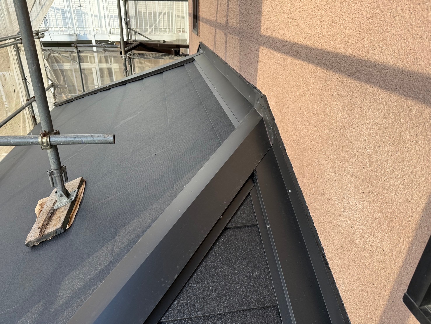 屋根葺き替え工事 