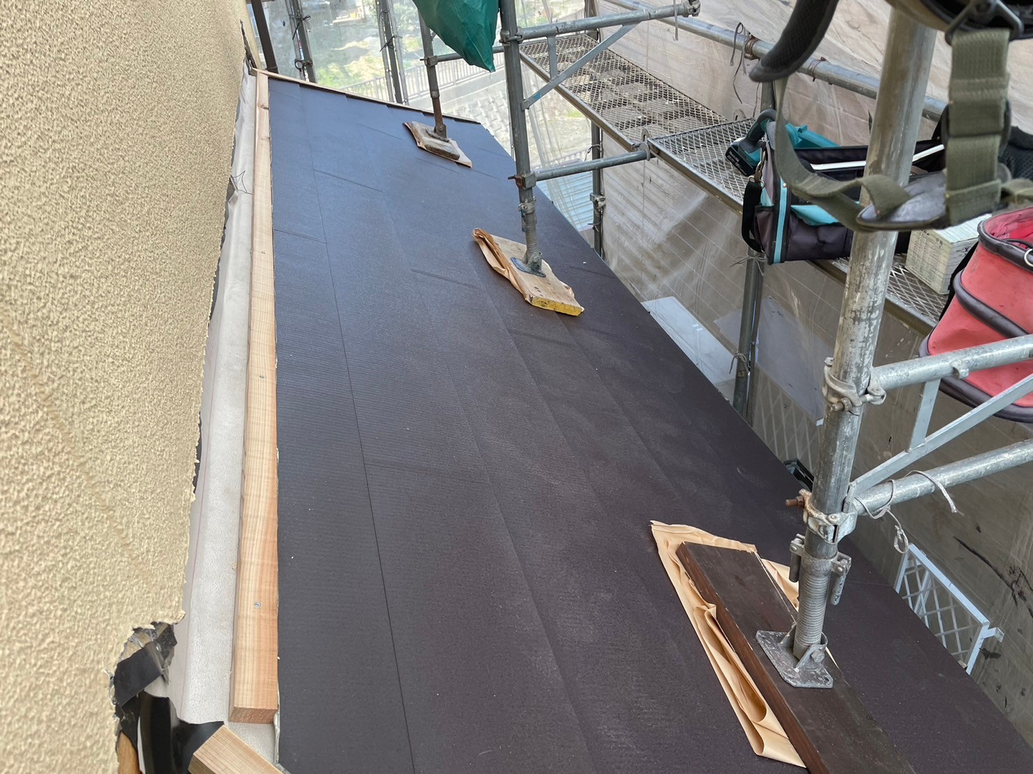 屋根葺き替え工事 