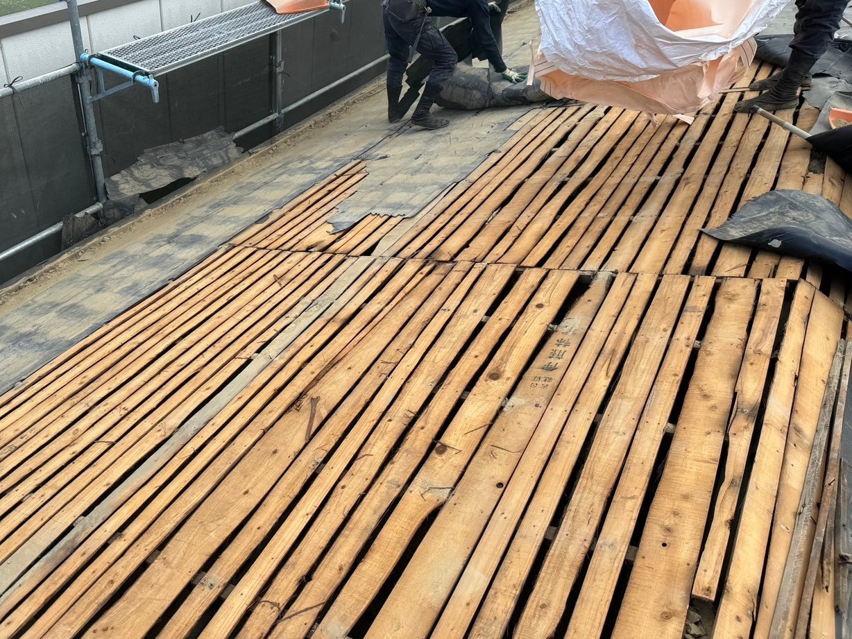 屋根葺き替え工事 