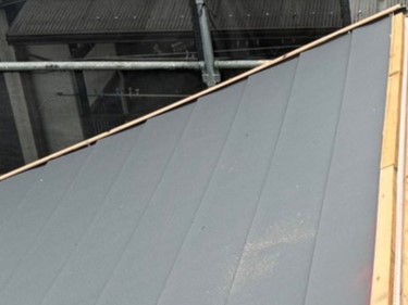 屋根葺き替え工事 