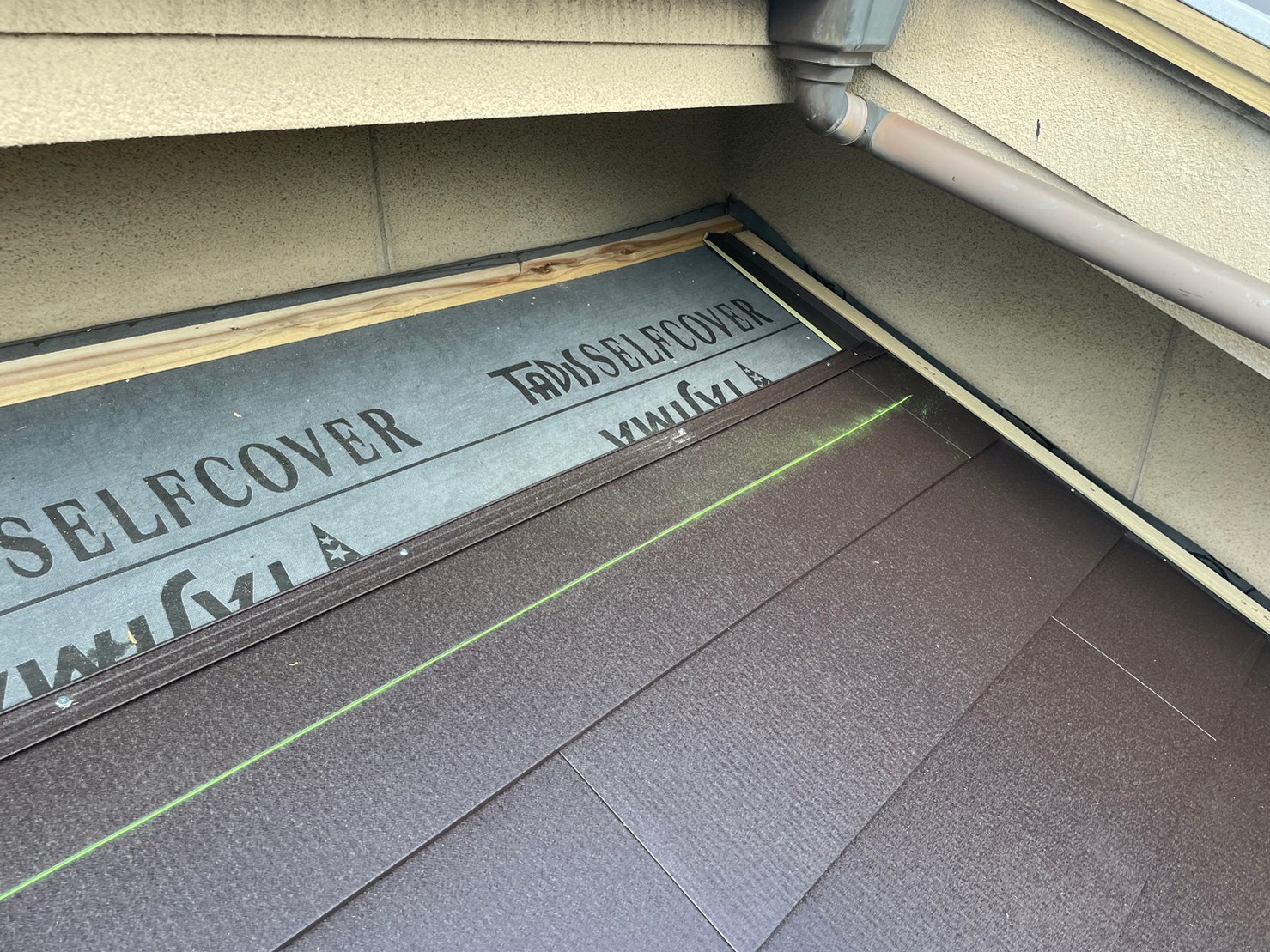 屋根カバー工事（下屋） 