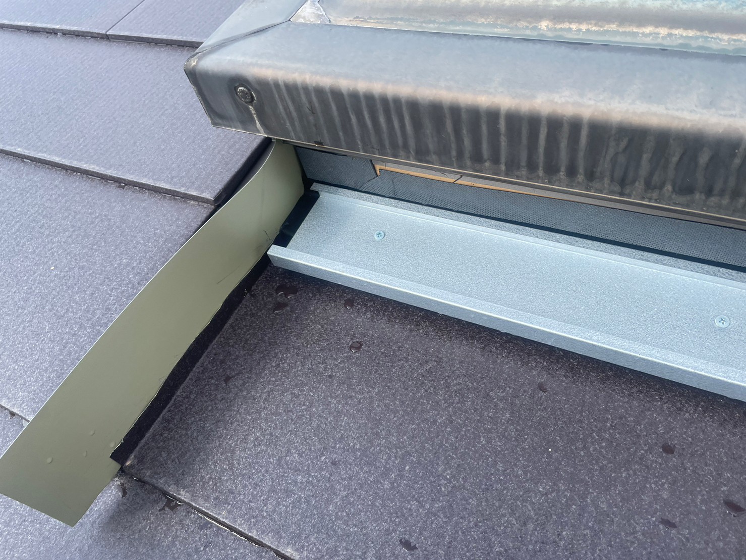 屋根カバー工事（大屋根） 