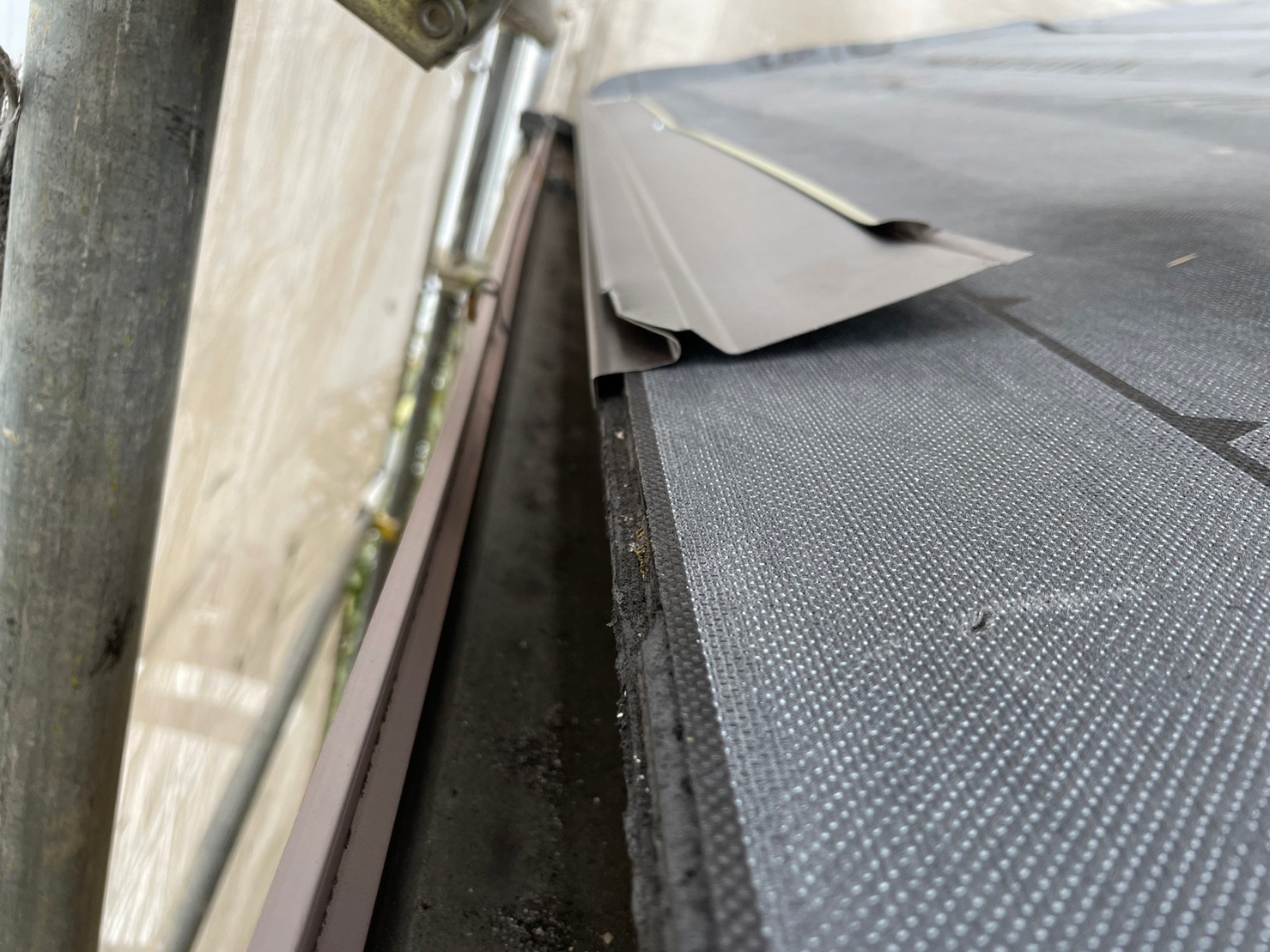 屋根カバー工事 