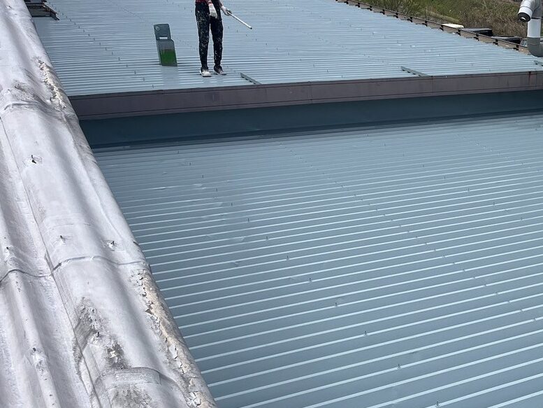 屋根塗装工事 