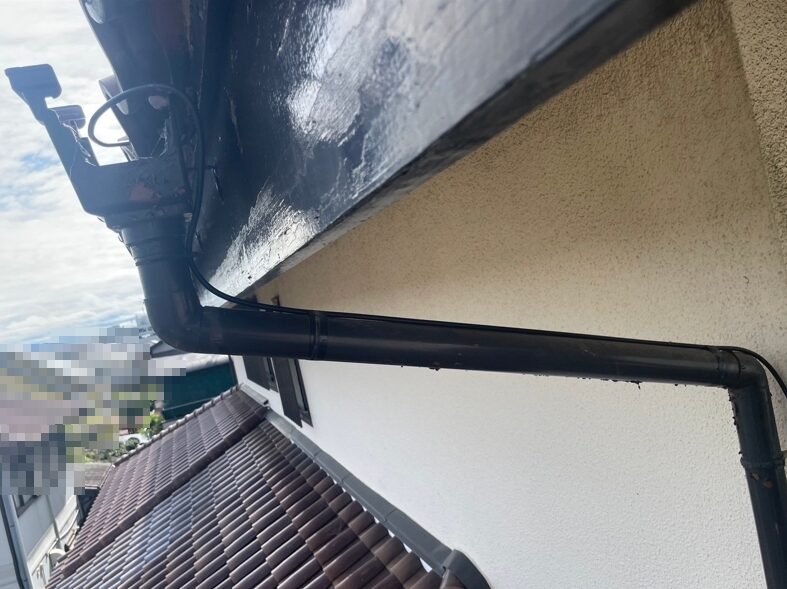 部分雨とい架け替え工事 