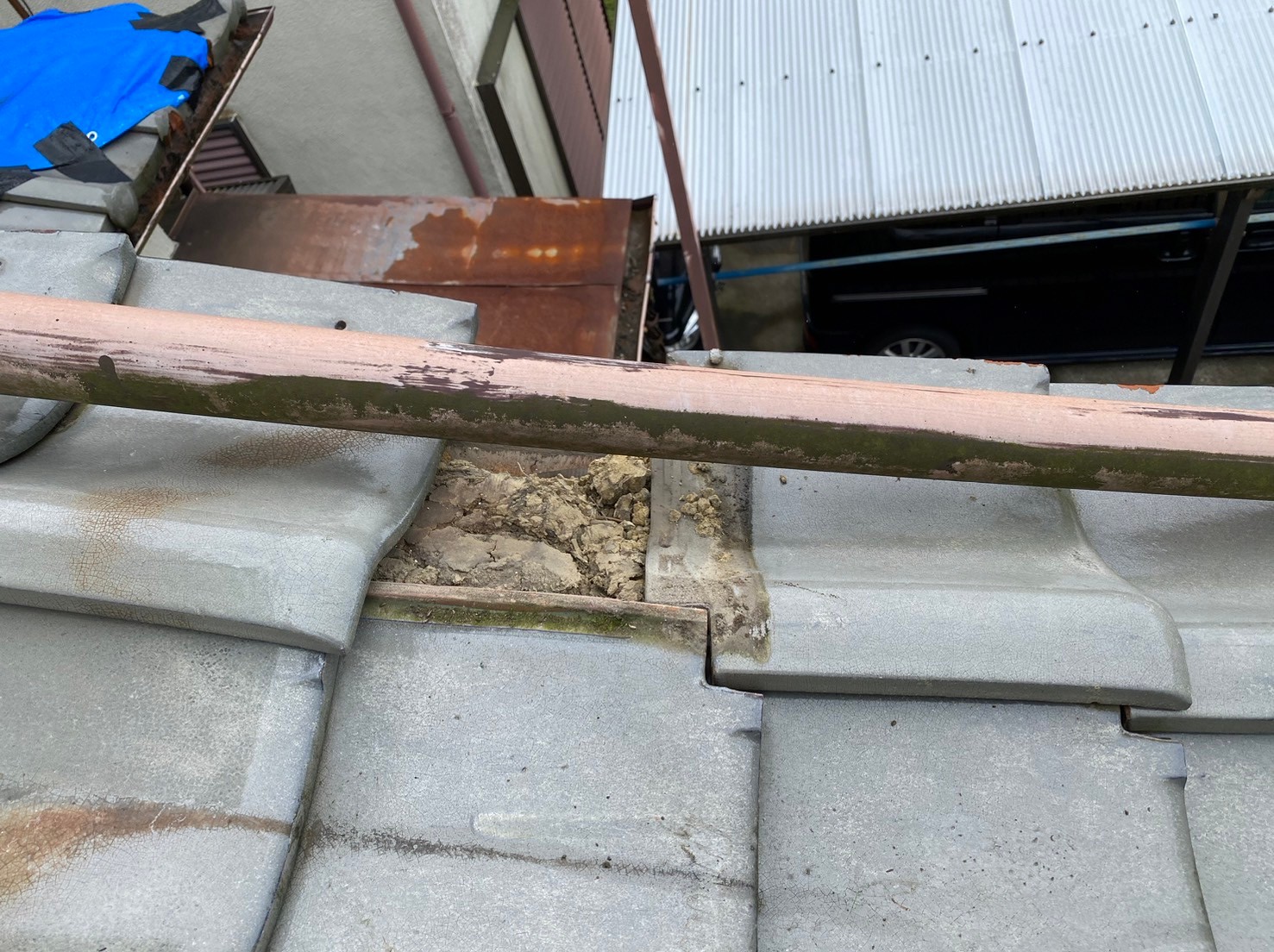 瓦差し替え工事（下屋） 