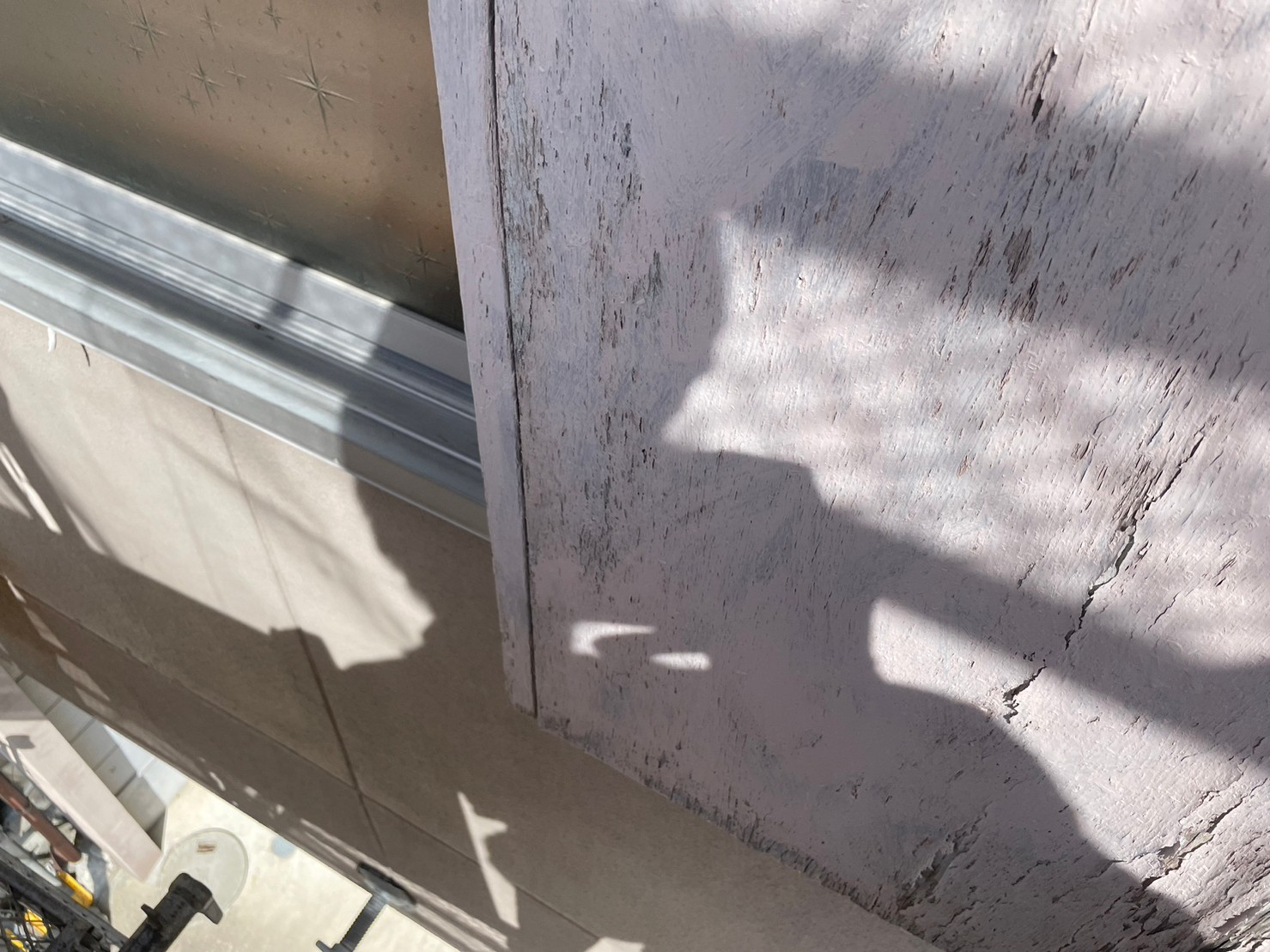 戸袋板金鎧張り 