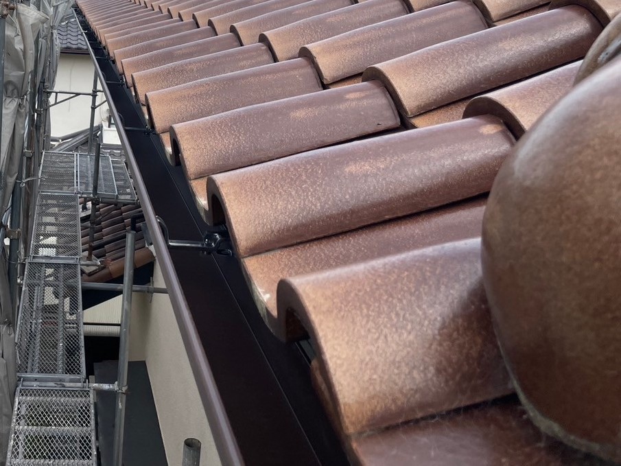 部分雨とい架け替え工事 