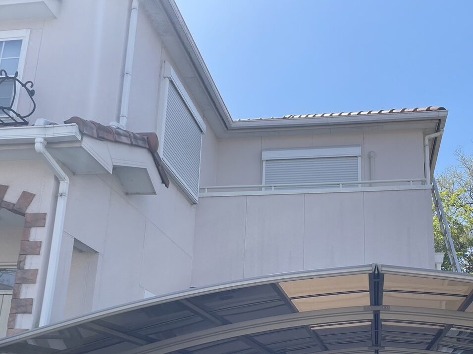 R6.4/12　富田林市　石田様邸　雨とい掃除