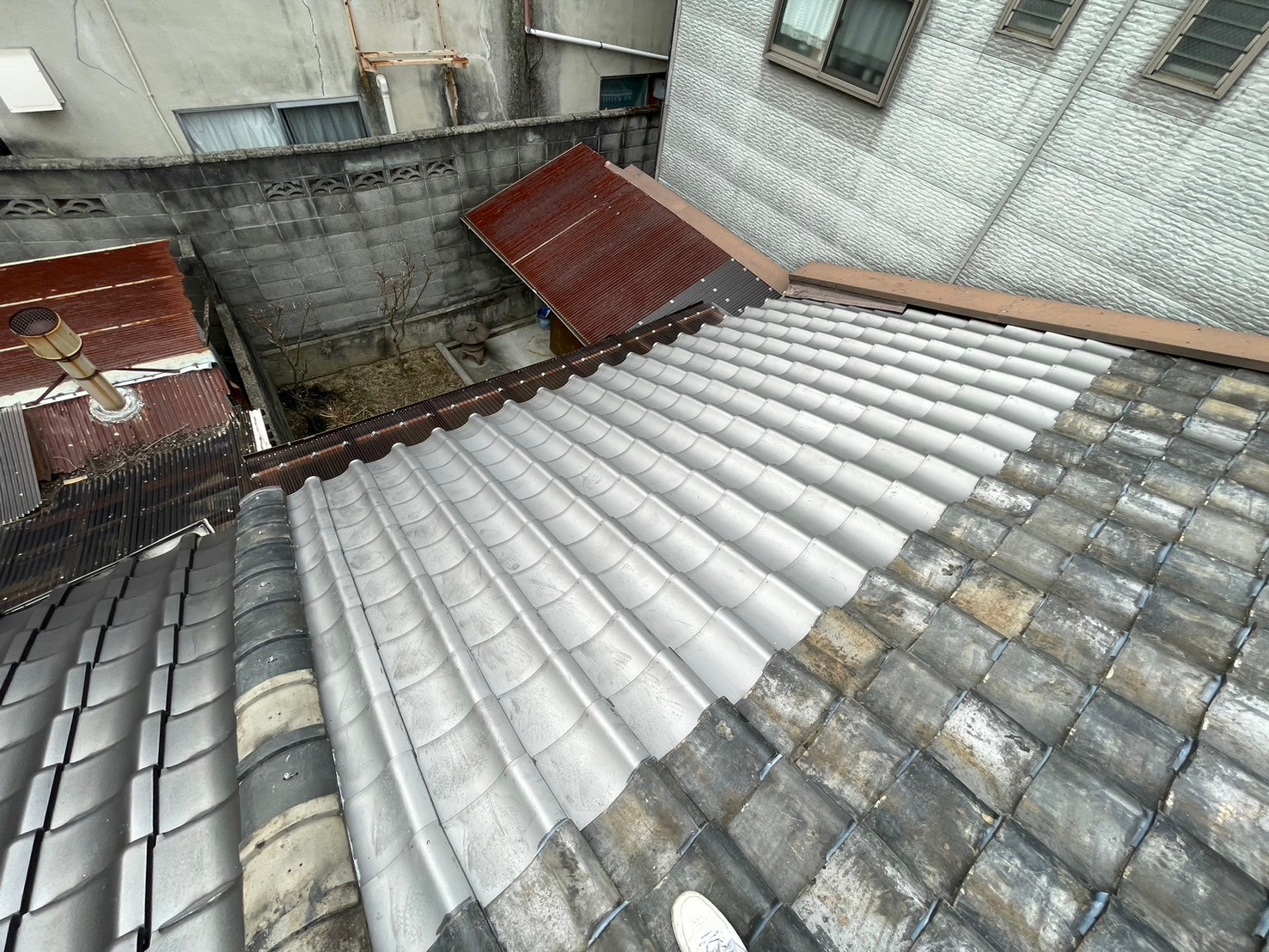 R6.1/26～2/1　京都市　G様邸　瓦屋根、庇、雨とい工事