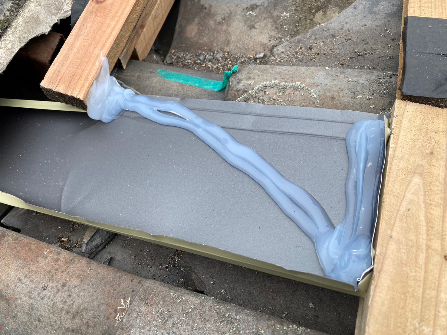 ガルバ波板カバー工事