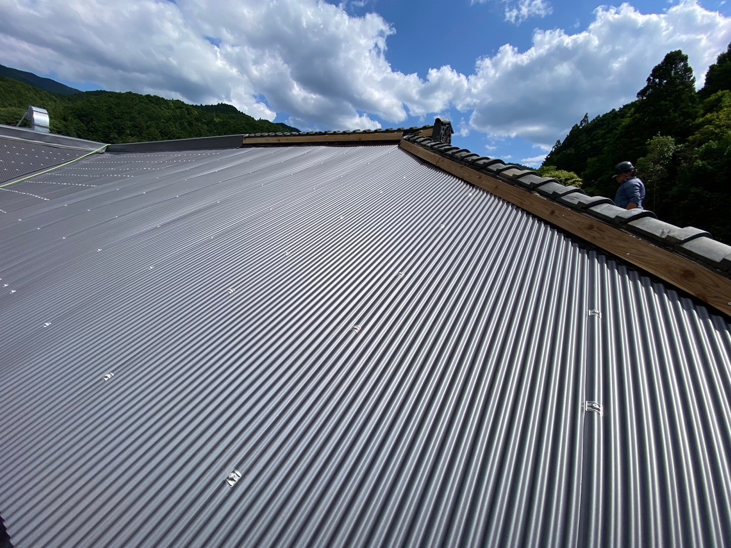 ガルバ波板カバー工事