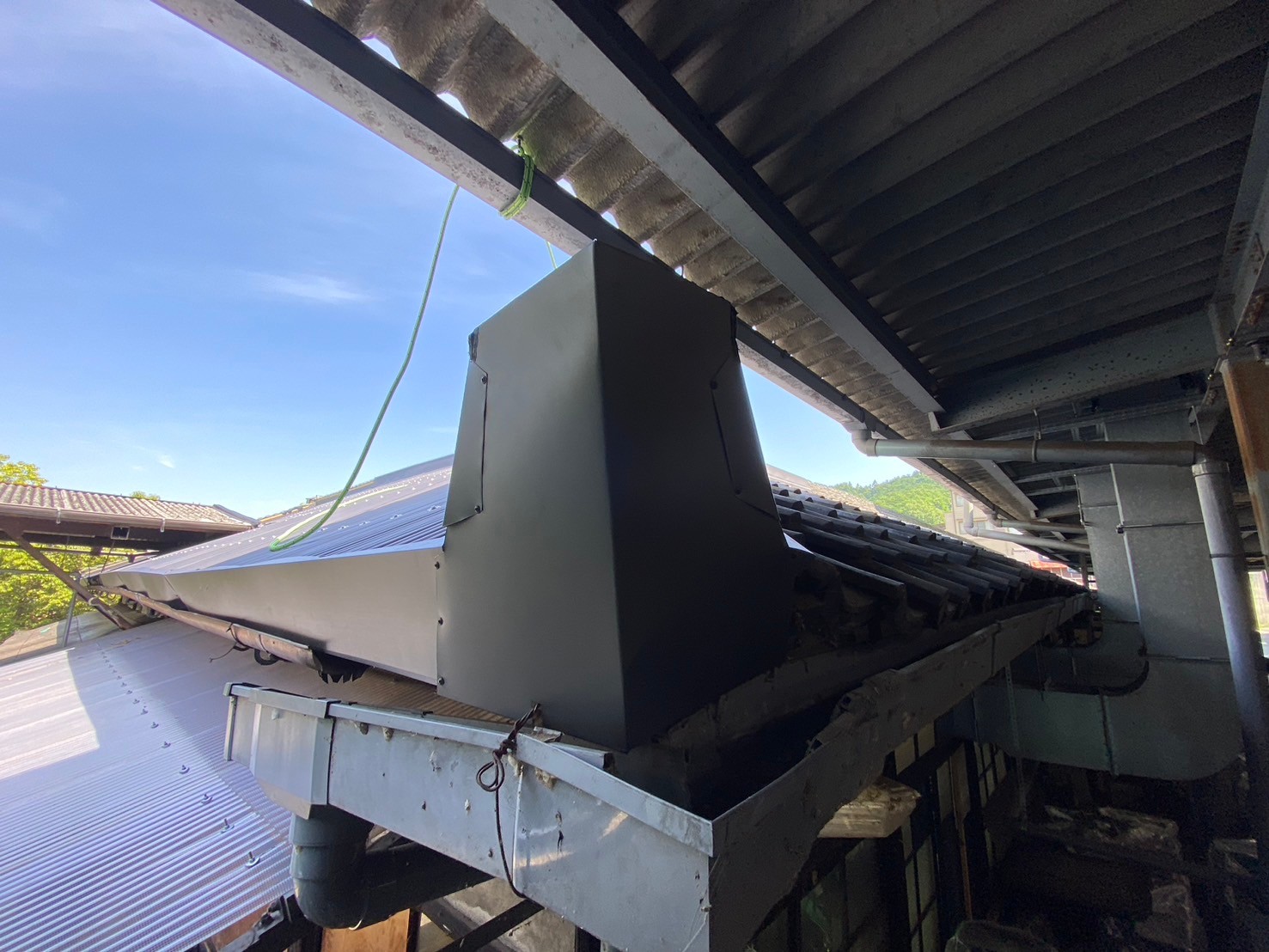 ガルバ波板カバー工事