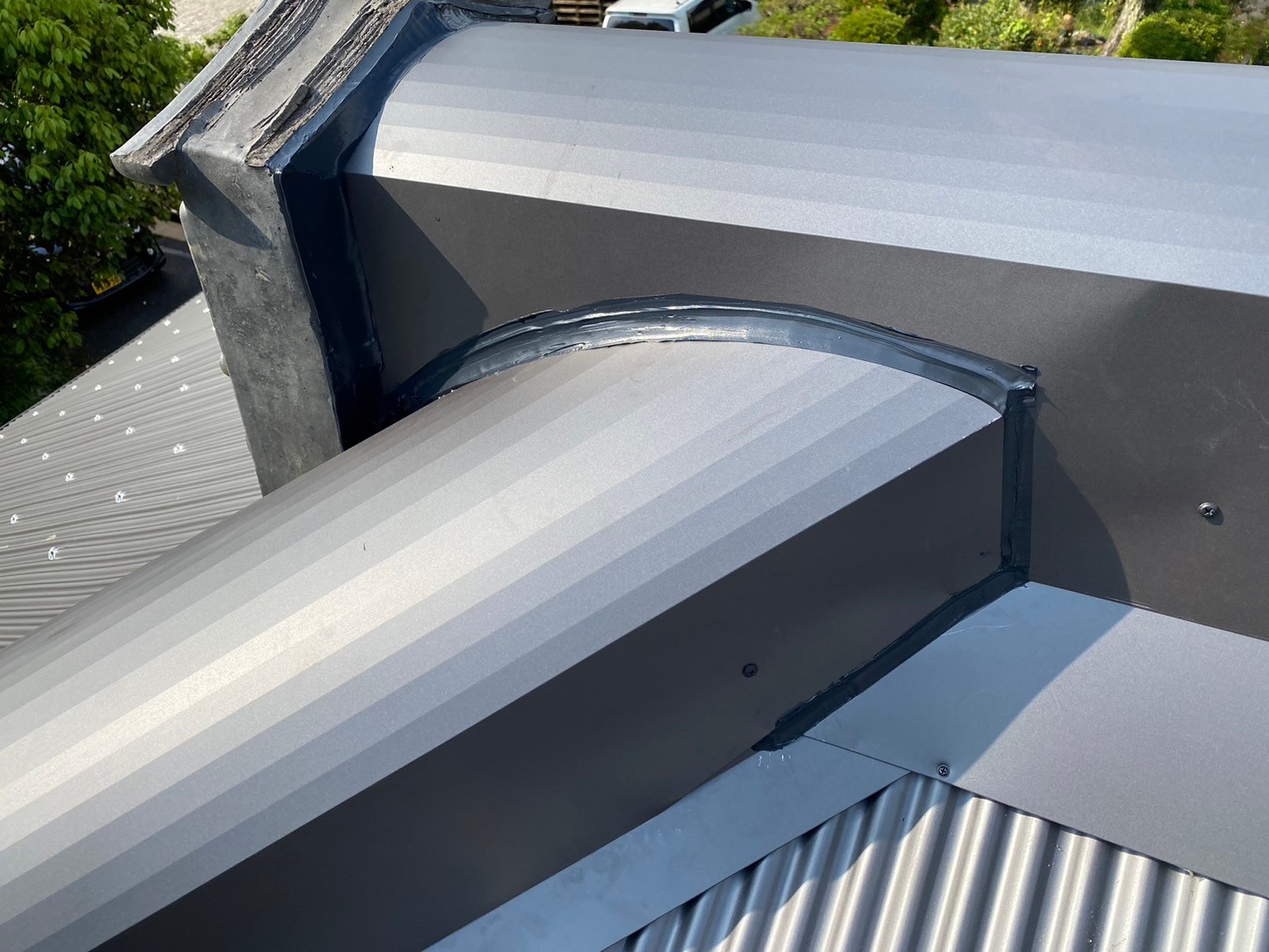 ガルバ波板カバー工事