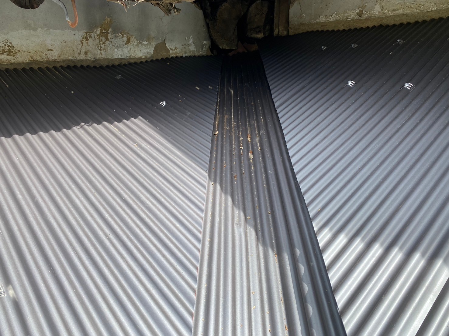 ガルバ波板カバー工事