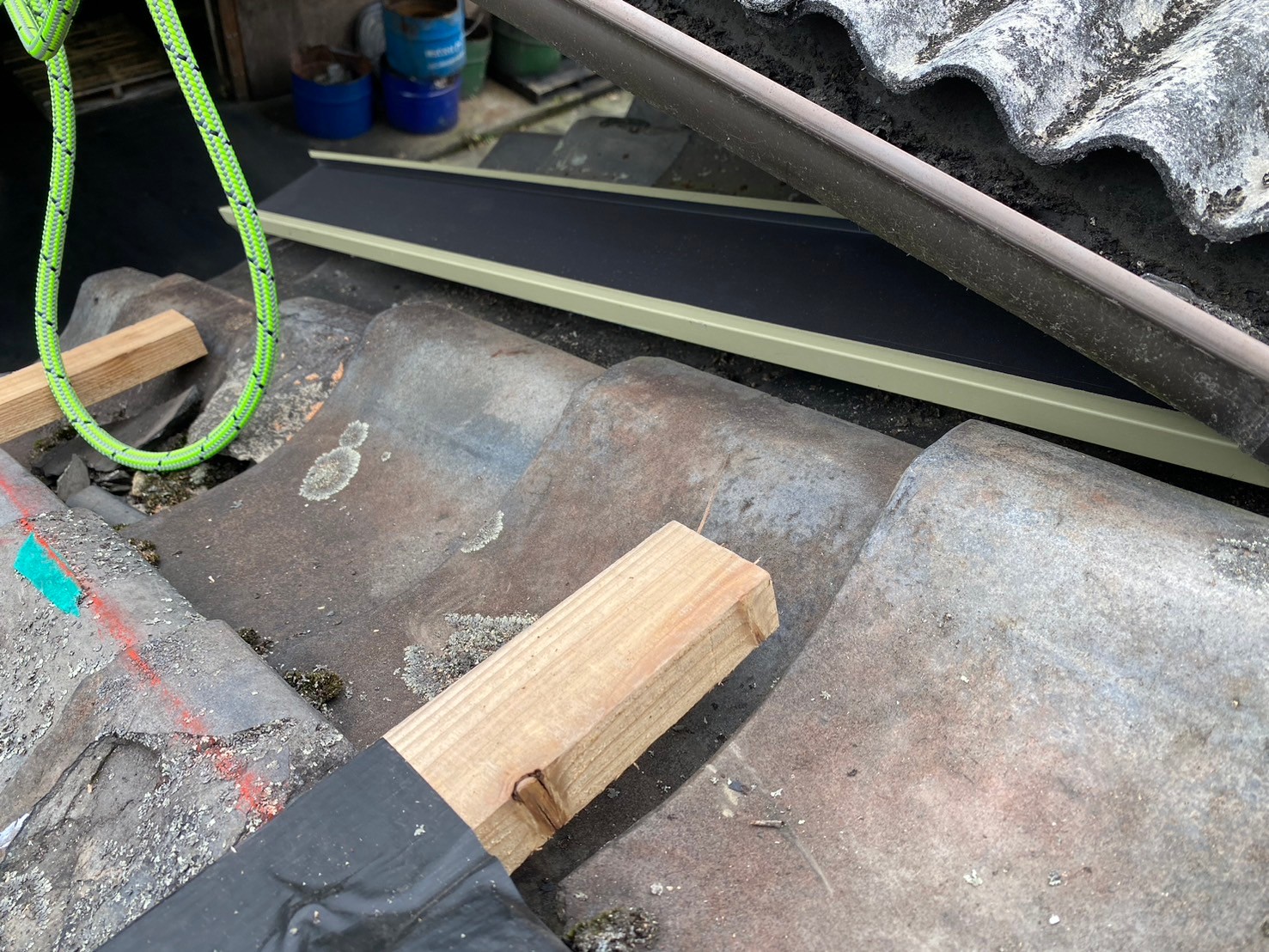 ガルバ波板カバー工事