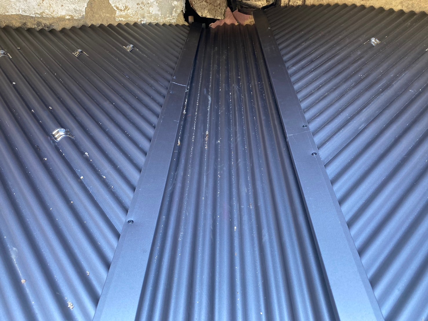 ガルバ波板カバー工事