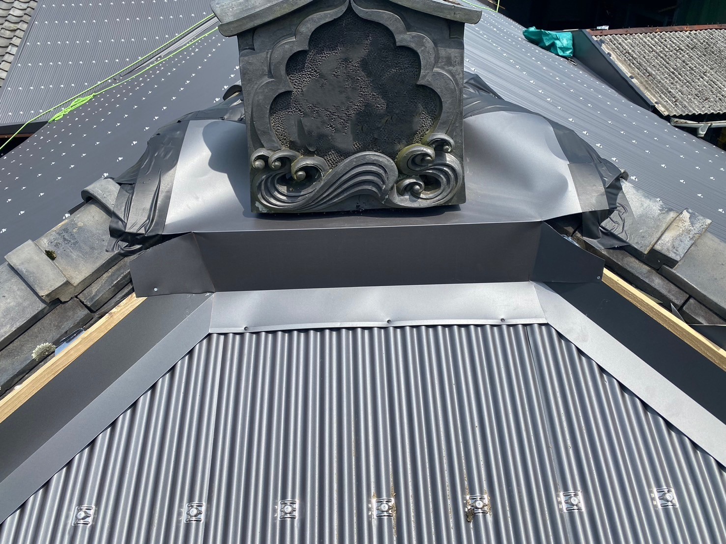 ガルバ波板カバー工事