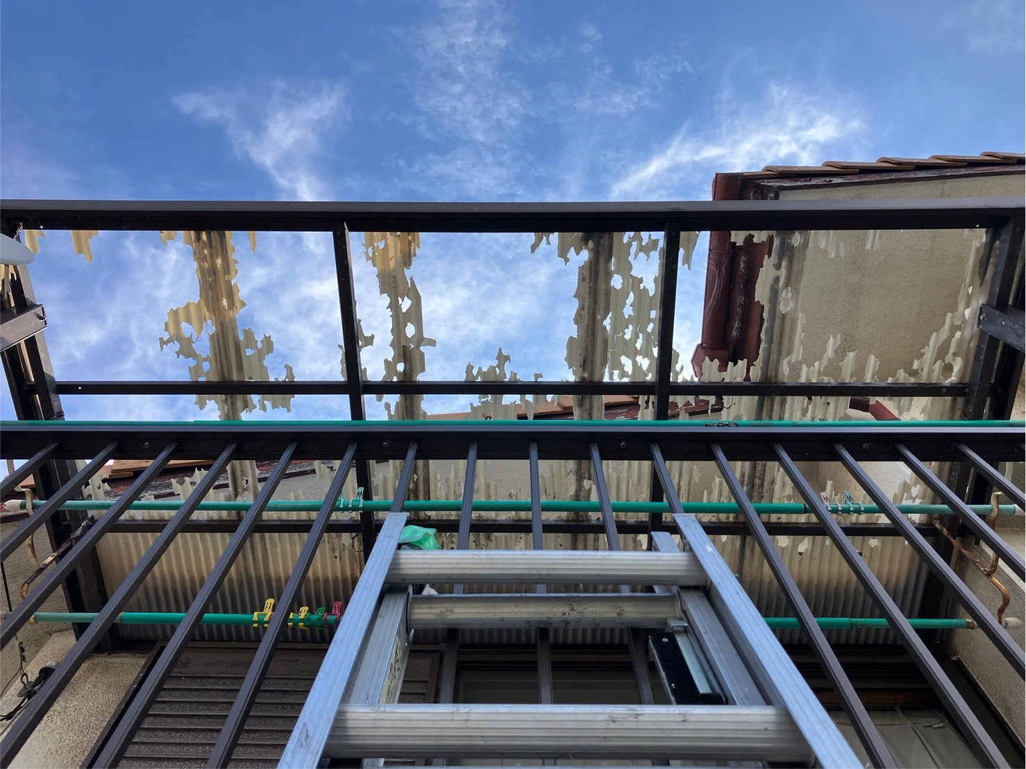 バルコニー屋根ポリカ張り替え工事